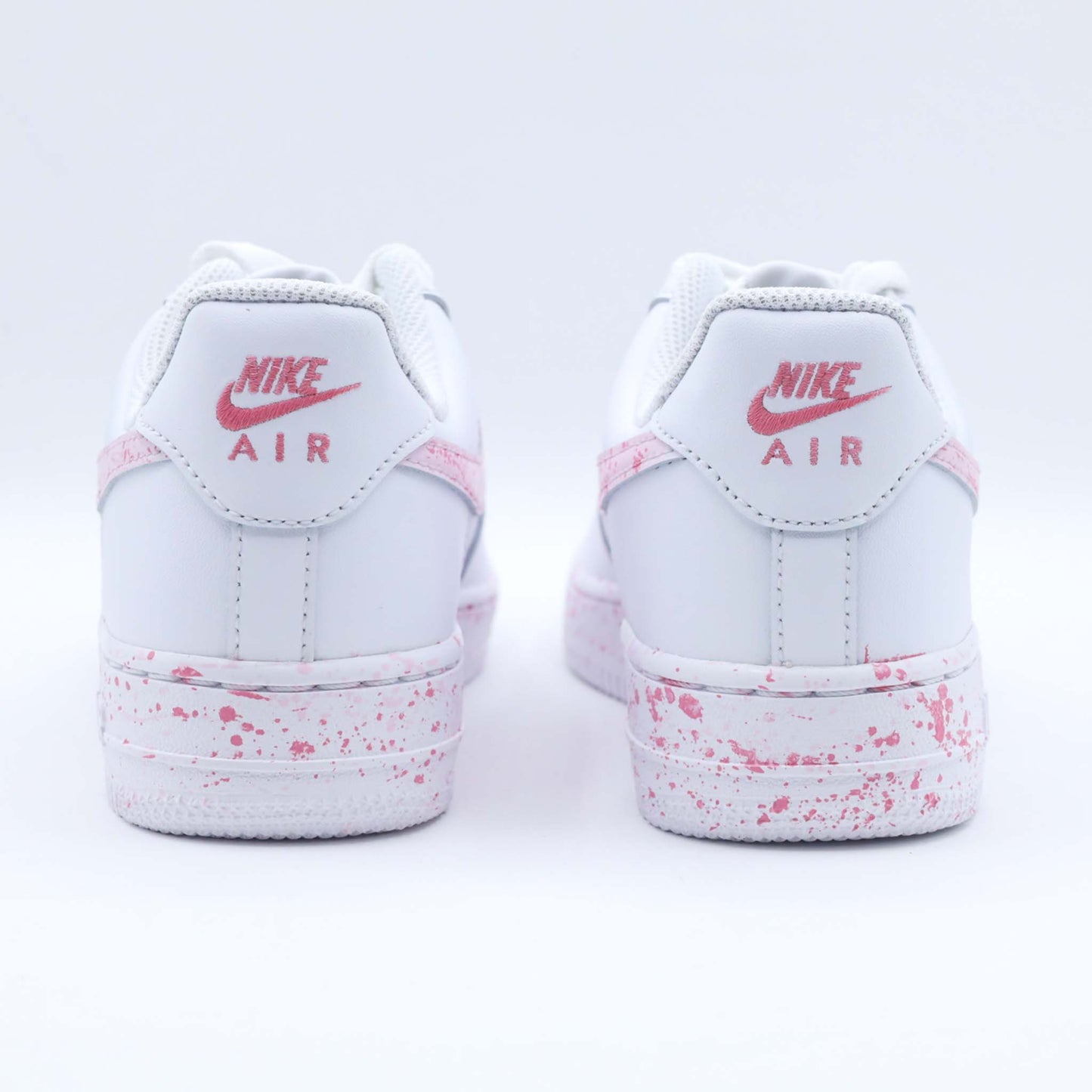 nike air force 1 custom splash rose sneakers custom af1 pastel et baskets personnalisées pour femme nike rose clair