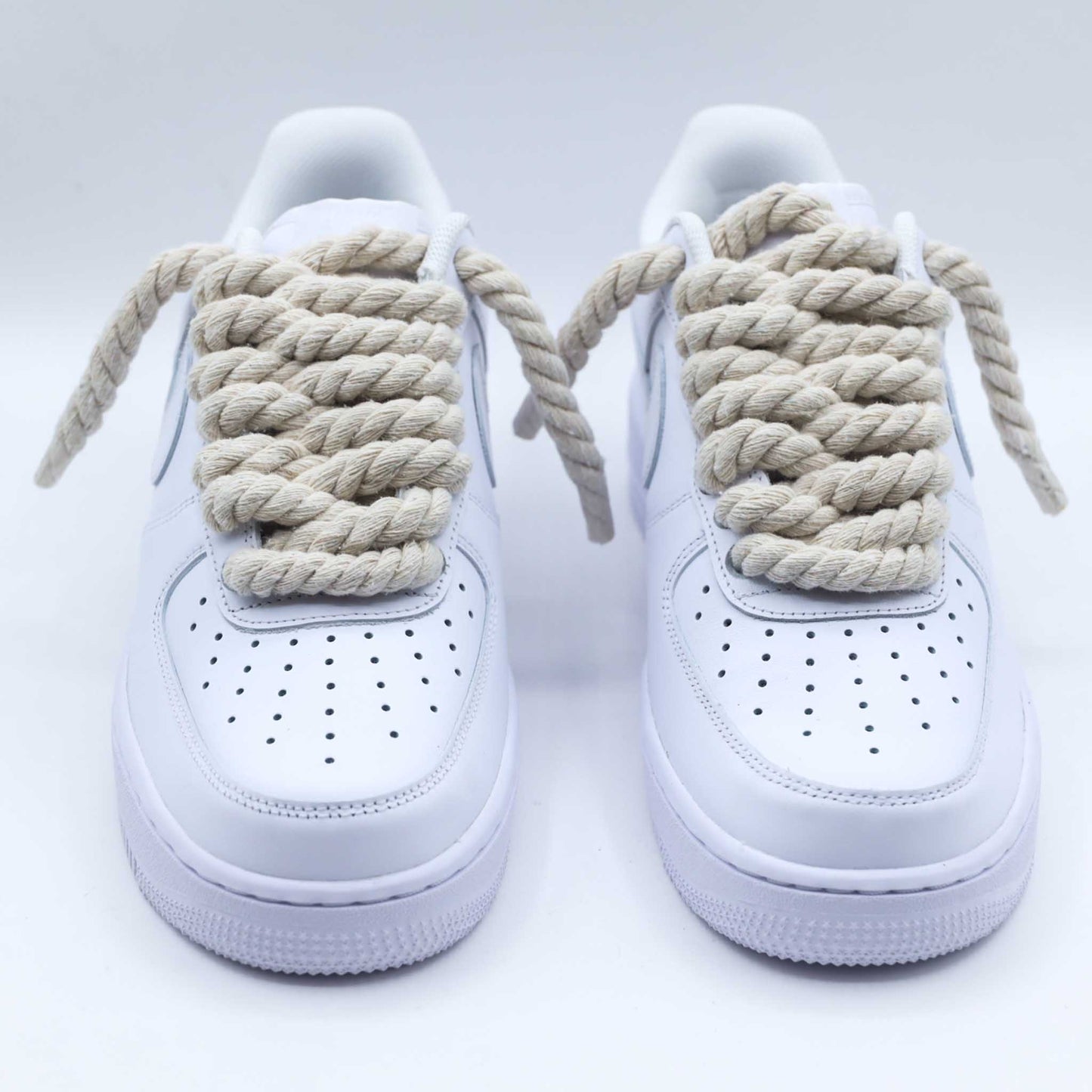 sneakers custom nike rope laces air force one avec gros lacets en corde beige af1 customisé pour homme