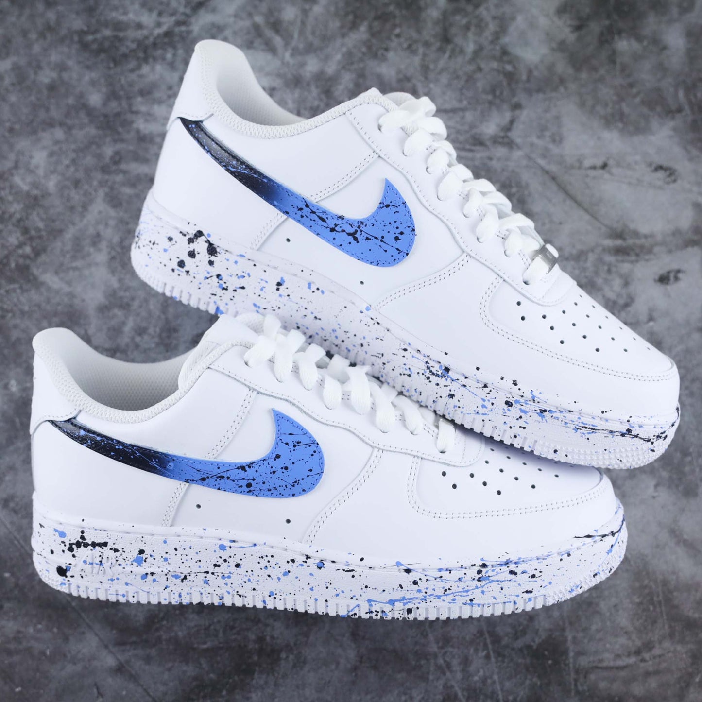 nike air force 1 custom tâches de peinture unc blue sneakers custom nike turquoise pour homme baskets personnalisables