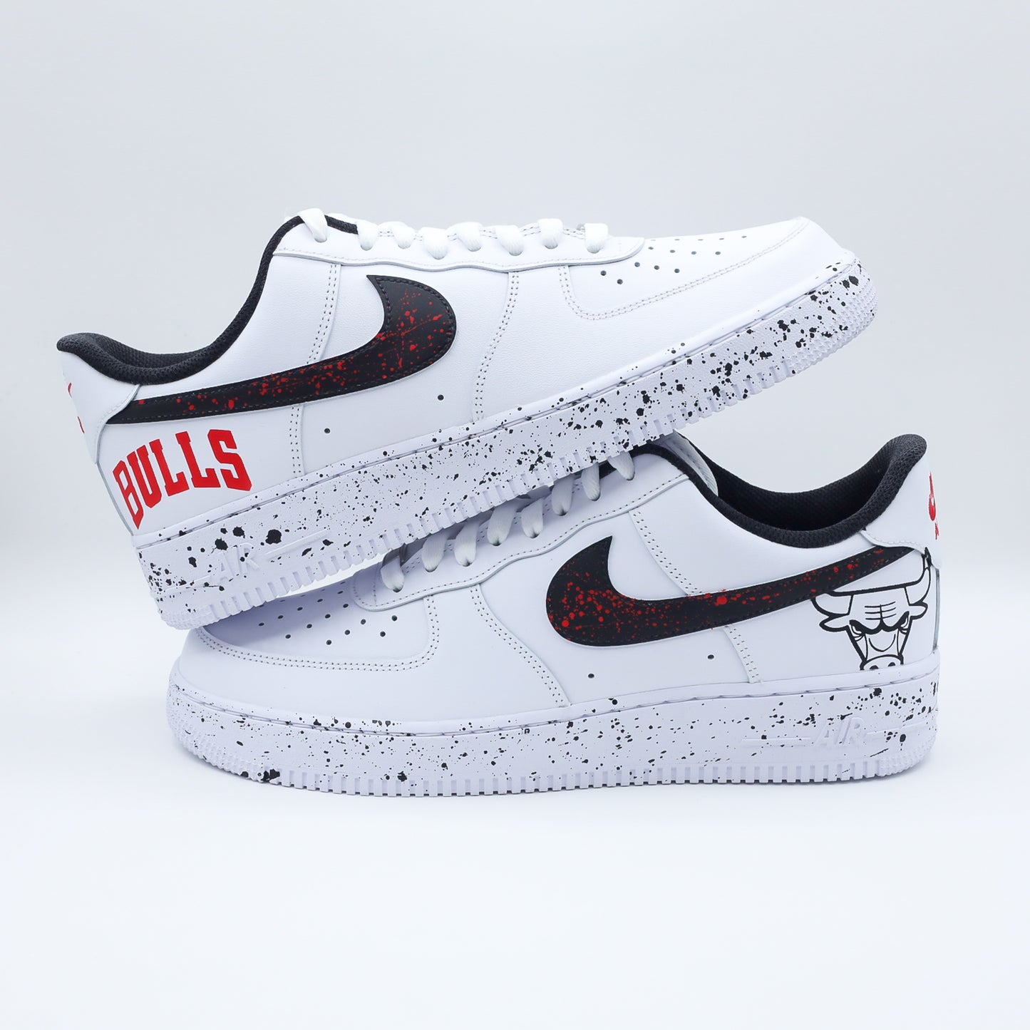 nike air force 1 custom chicago bulls nba sneakers custom pour homme thème basketball noir et rouge