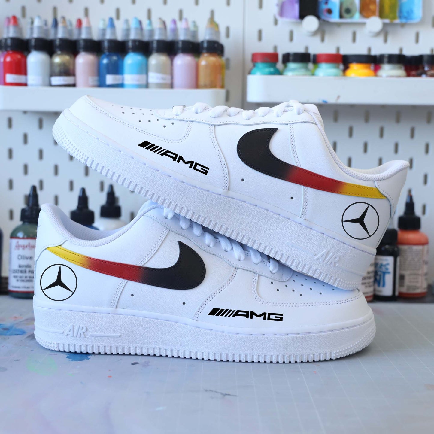 nike air force 1 mercedes amg sneakers custom voiture racing nike custom homme sneakers personnalisées allemagne