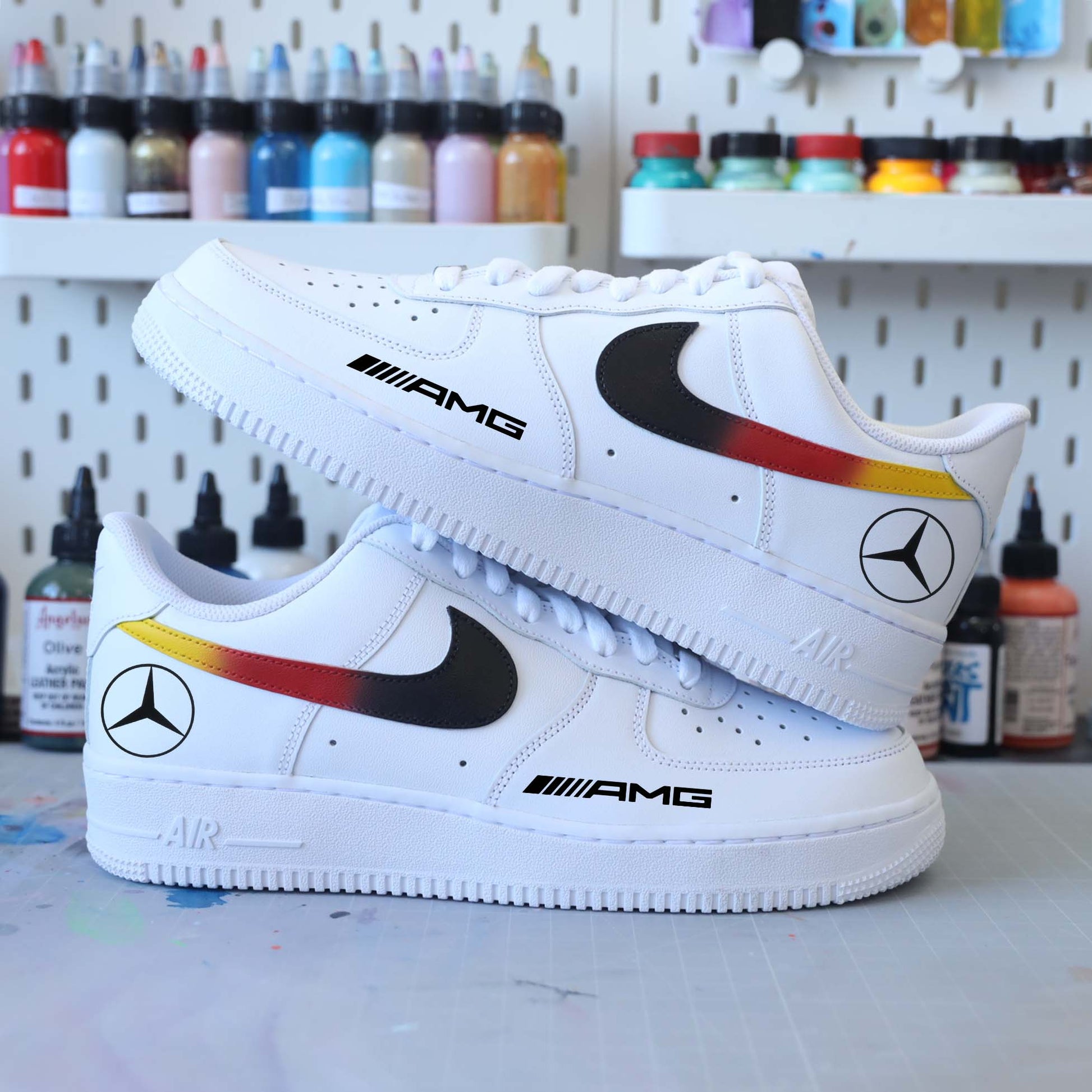 nike air force 1 mercedes amg sneakers custom voiture racing nike custom homme sneakers personnalisées allemagne