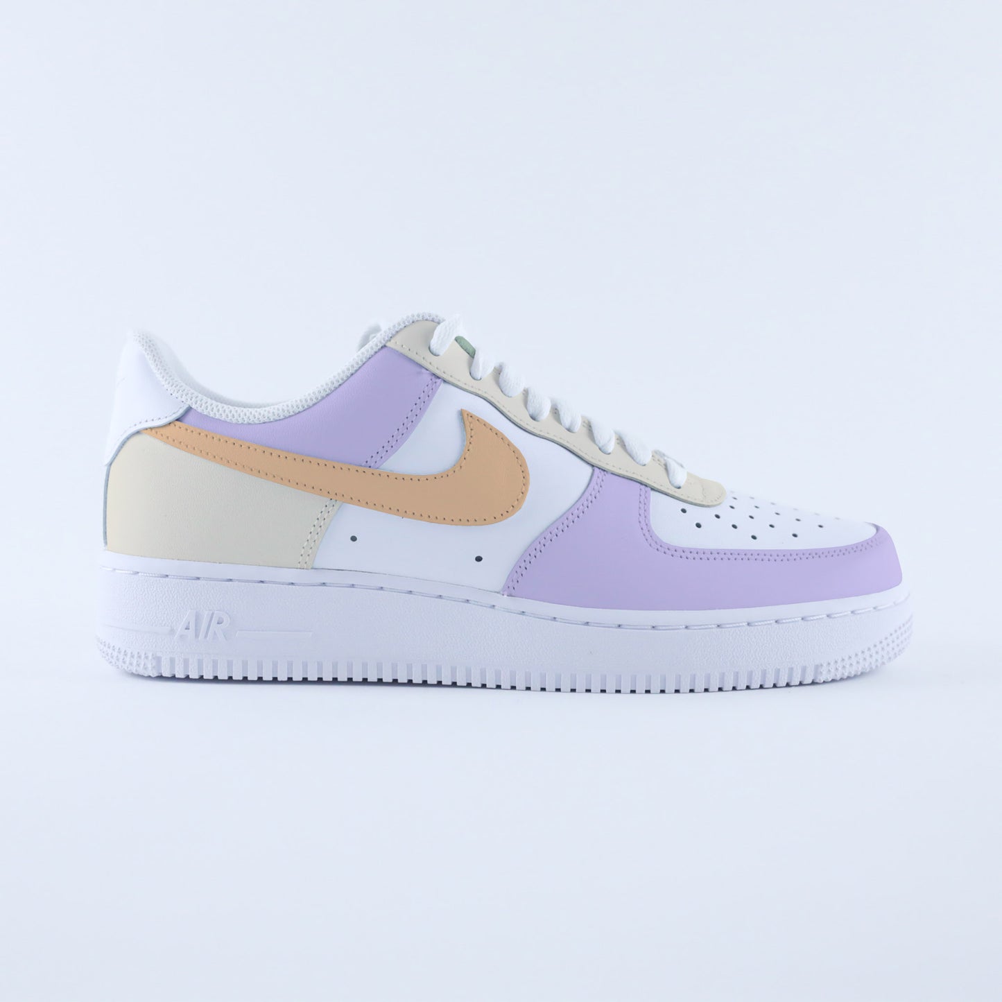 nike air force 1 custom candy, sneakers custom pastel pour femme, baskets personnalisée lavande rose et menthe, af1 personnalisable enfants, création unique peinte à la main