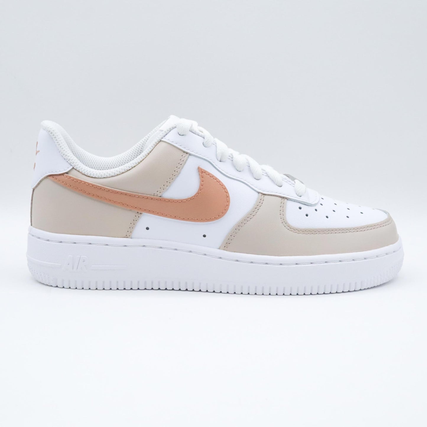 nike air force 1 custom beige terra cotta sneakers custom pour femme af1 personnalisable nike custom pastel