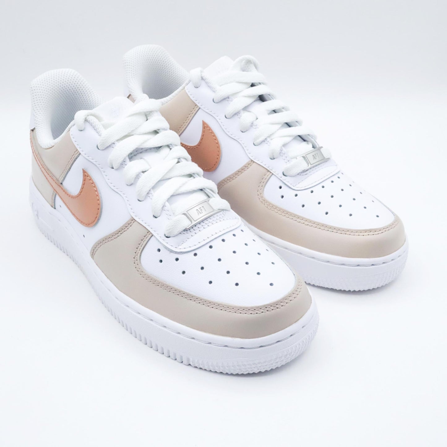 nike air force 1 custom beige terra cotta sneakers custom pour femme af1 personnalisable nike custom pastel