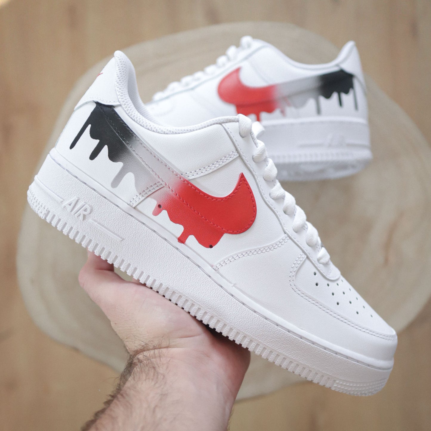Nike Air Force 1 custom drip dégradé rouge gris noir – effet peinture dégoulinante fait main
