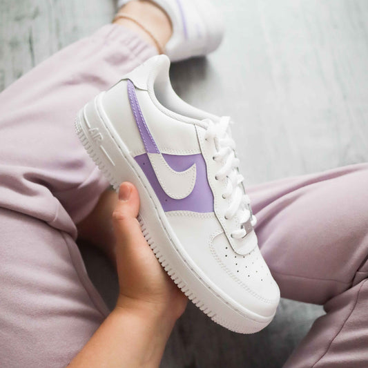 nike air force 1 custom violet clair pour femme baskets custom pastel enfants nike violettes fille nike peint à la main af1 lila