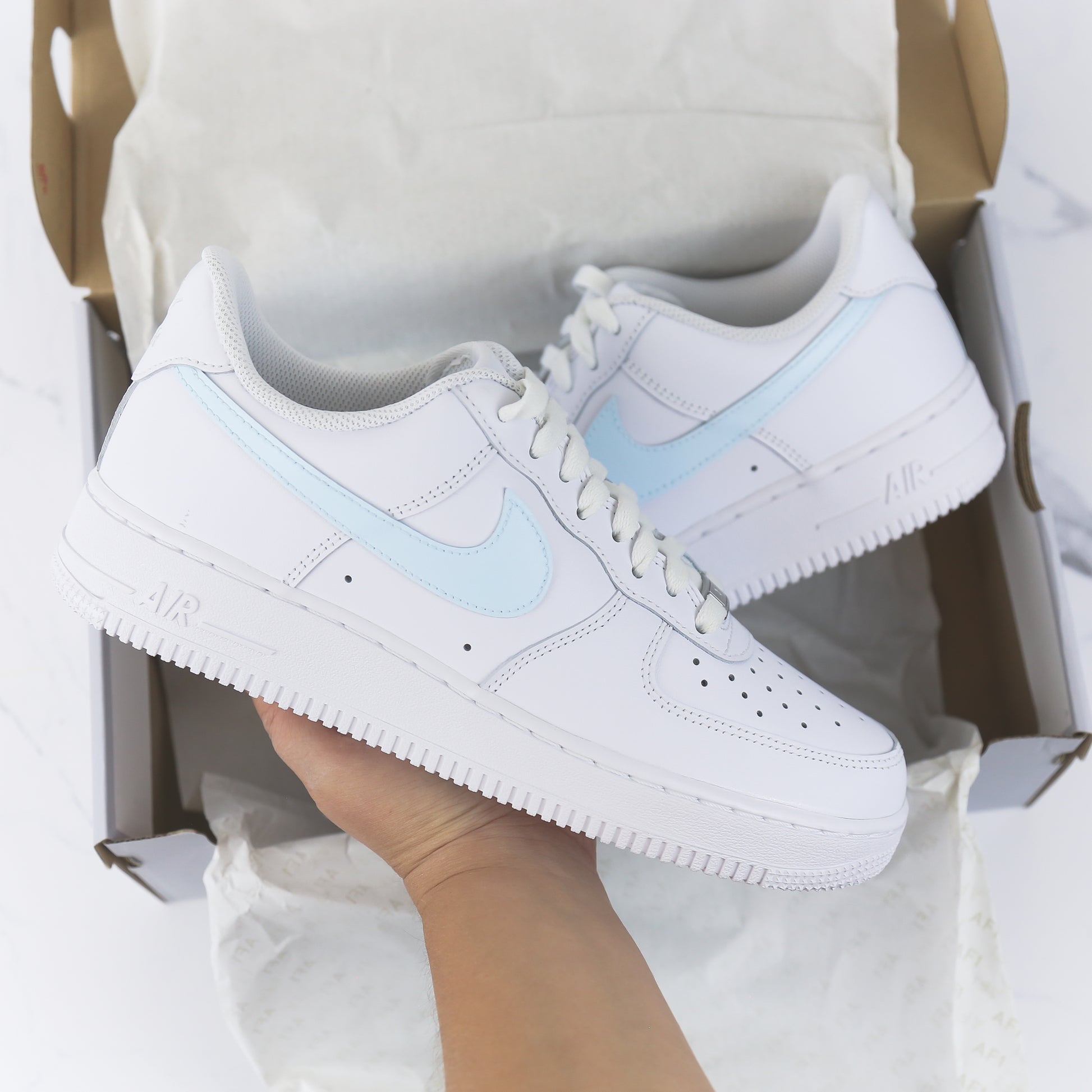 nike air force 1 custom swoosh turquoise baskets custom bleu clair pour femme af1 personnalisable enfants
