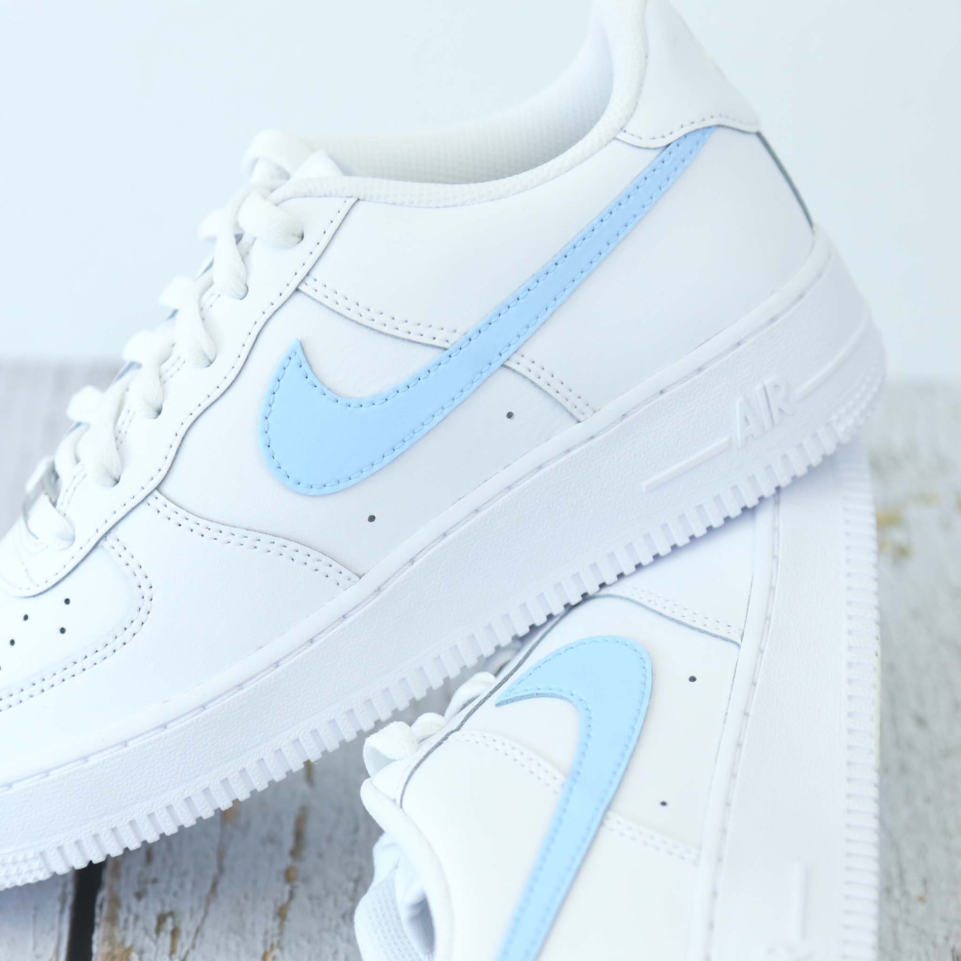 nike air force 1 custom swoosh turquoise baskets custom bleu clair pour femme af1 personnalisable enfants