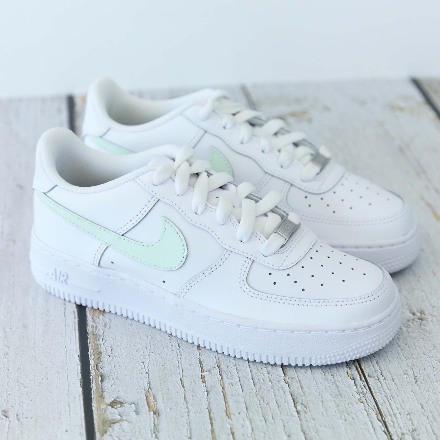 nike air force 1 custom swoosh menthe sneakers custom vert pastel pour femme af1 personnalisable enfants