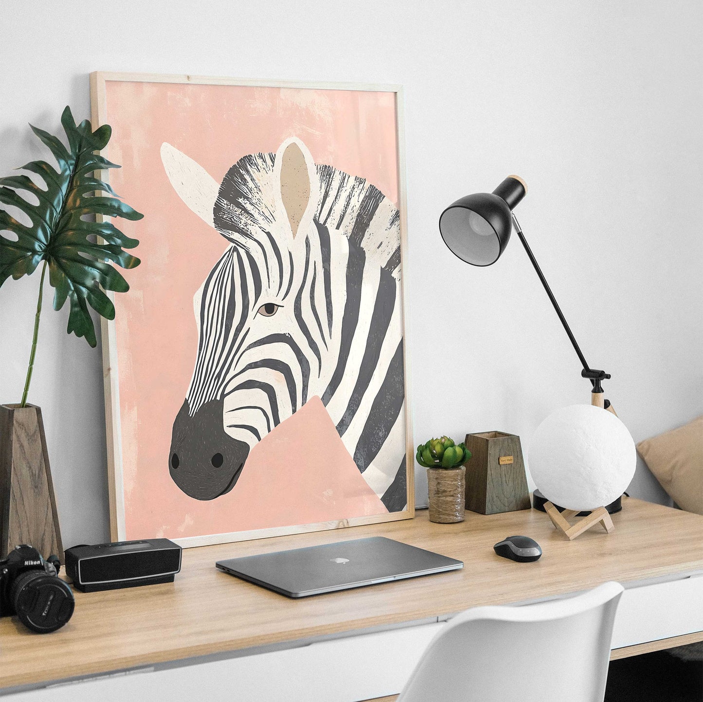 Affiche murale zèbre moderne sur fond rose pour décoration intérieure tendance