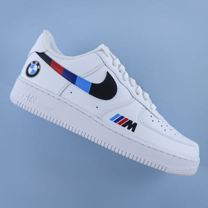 Nike Air Force 1 custom BMW M Motorsport – baskets personnalisées Pack M Power – sneakers street racing circuit