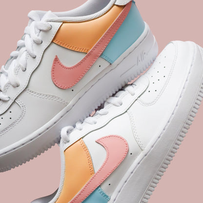 nike air force 1 custom pastel blocks baskets personnalisées pour femme rose orange et turquoise af1 personnalisable