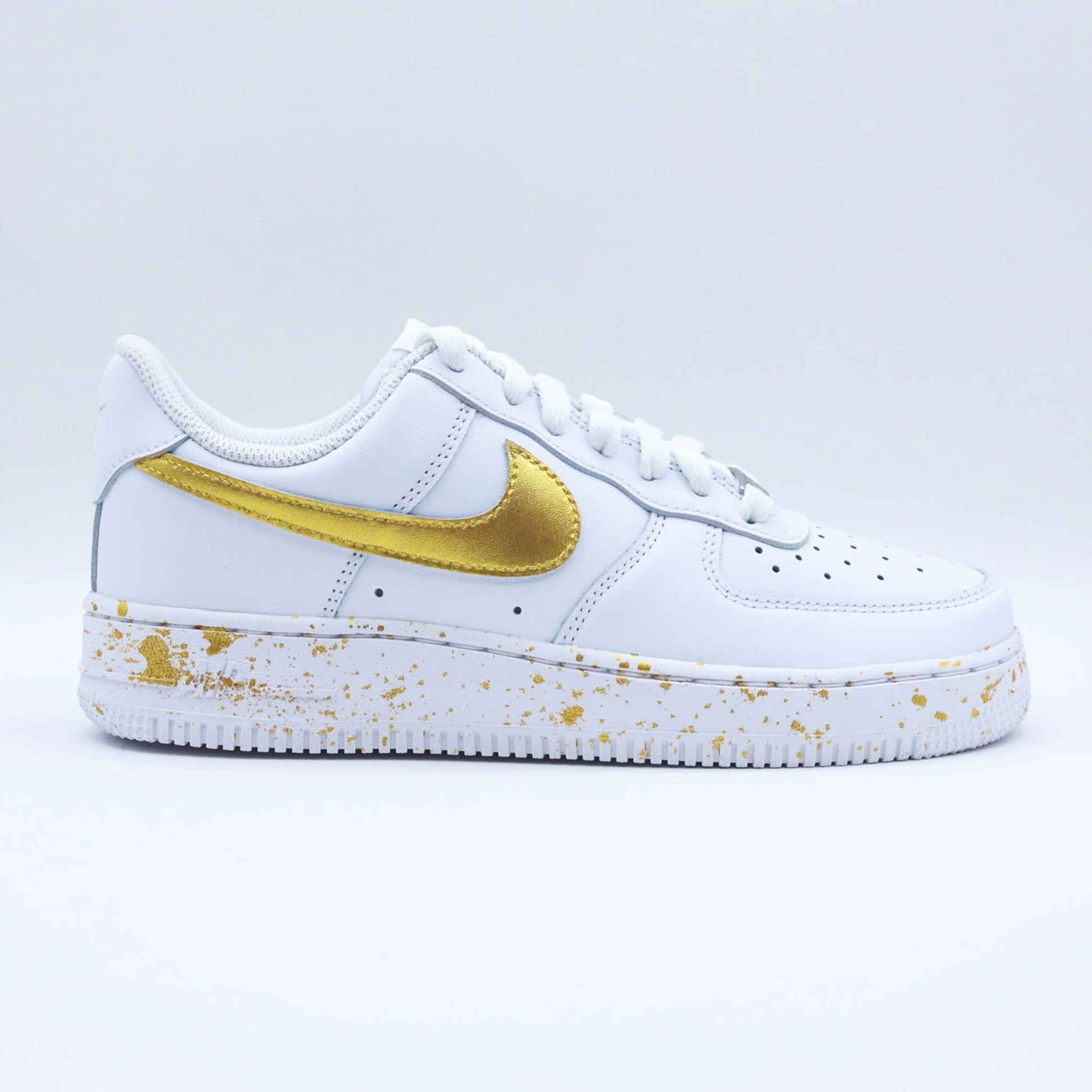 nike air force 1 custom gold sneakers personnalisé doré pour femme af1 custom unisexe 