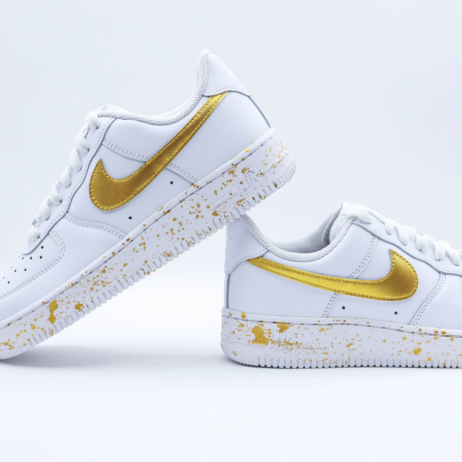 nike air force 1 custom gold sneakers personnalisé doré pour femme af1 custom unisexe 