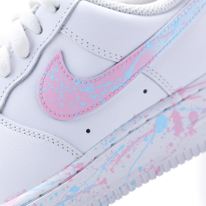 Nike Air Force 1 custom splash pastel baby pink et baby blue – effet peinture artistique