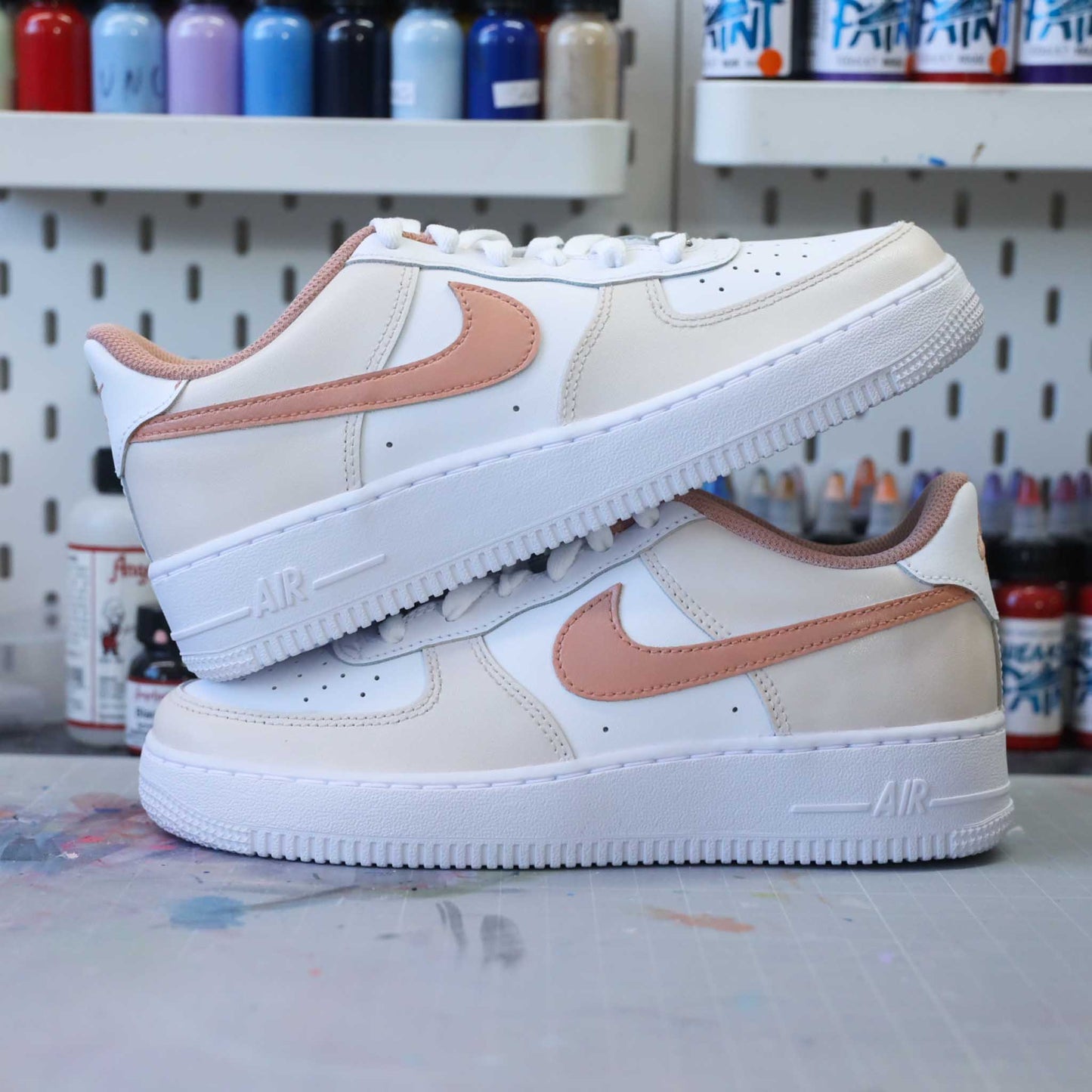 nike air force 1 custom pastel beige nike cappuccino marron sneakers custom pour femme af1 personnalisable