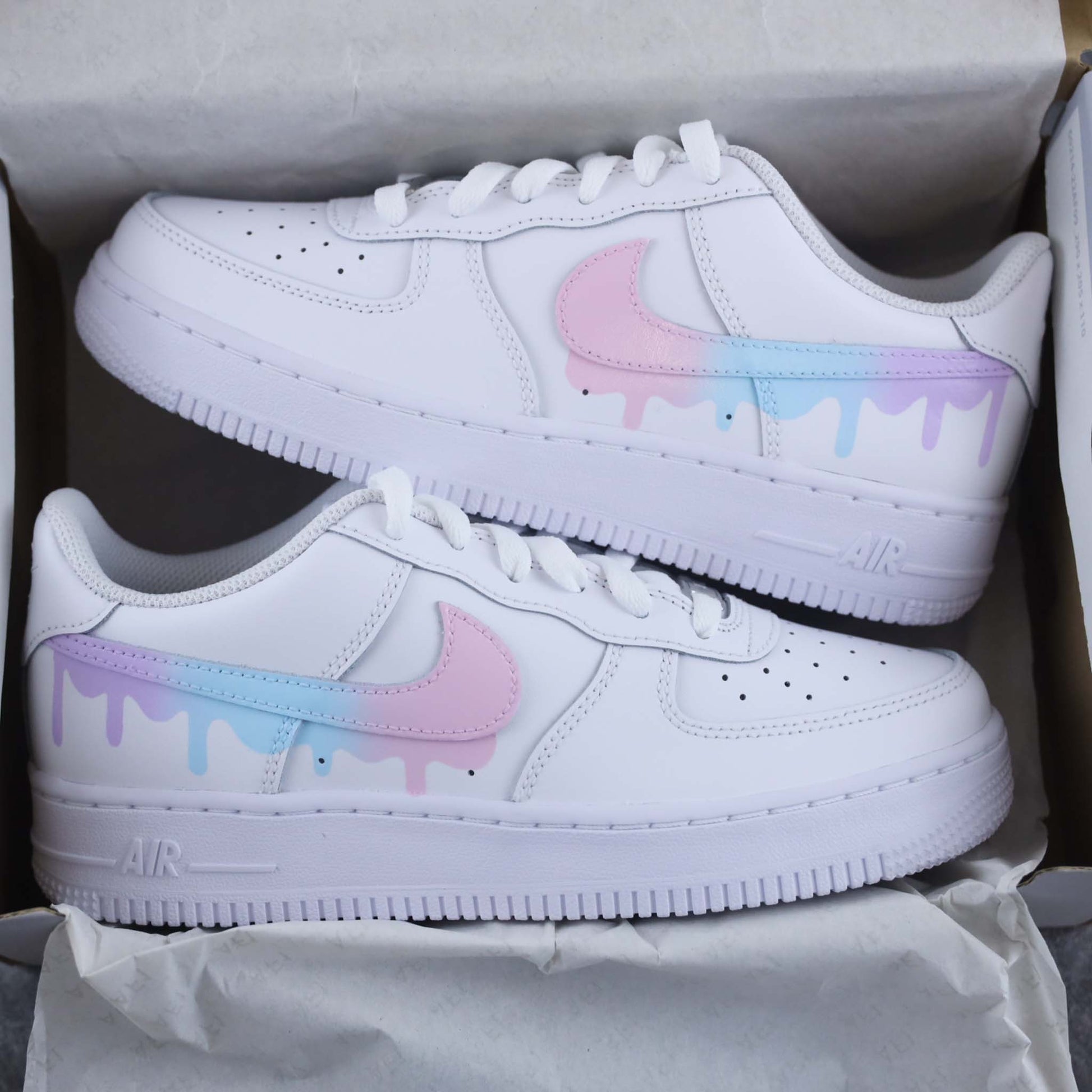 nike air force 1 custom rainbow drip sneakers custom pour femme af1 rose pastel baskets personnalisable lila violet eut turquoise af1 custom