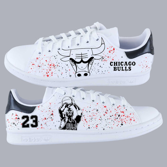 Stan Smith customisée Chicago Bulls Michael Jordan 23 – design blanc rouge noir
