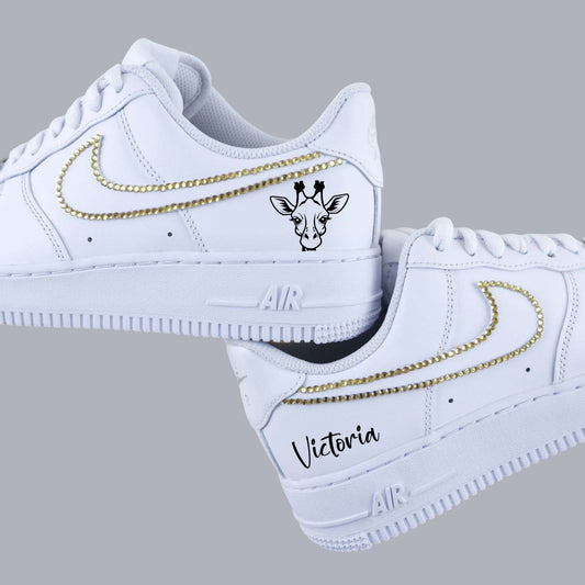 Nike Air Force 1 personnalisée fille avec strass dorés, girafe dessinée à la main et prénom personnalisable, baskets custom pour enfants, nike strass gold
