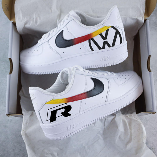 nike air force 1 custom volkswagen golf r gti tuning street racing sneaker personnalisée motorsport vw air force one basse blanche