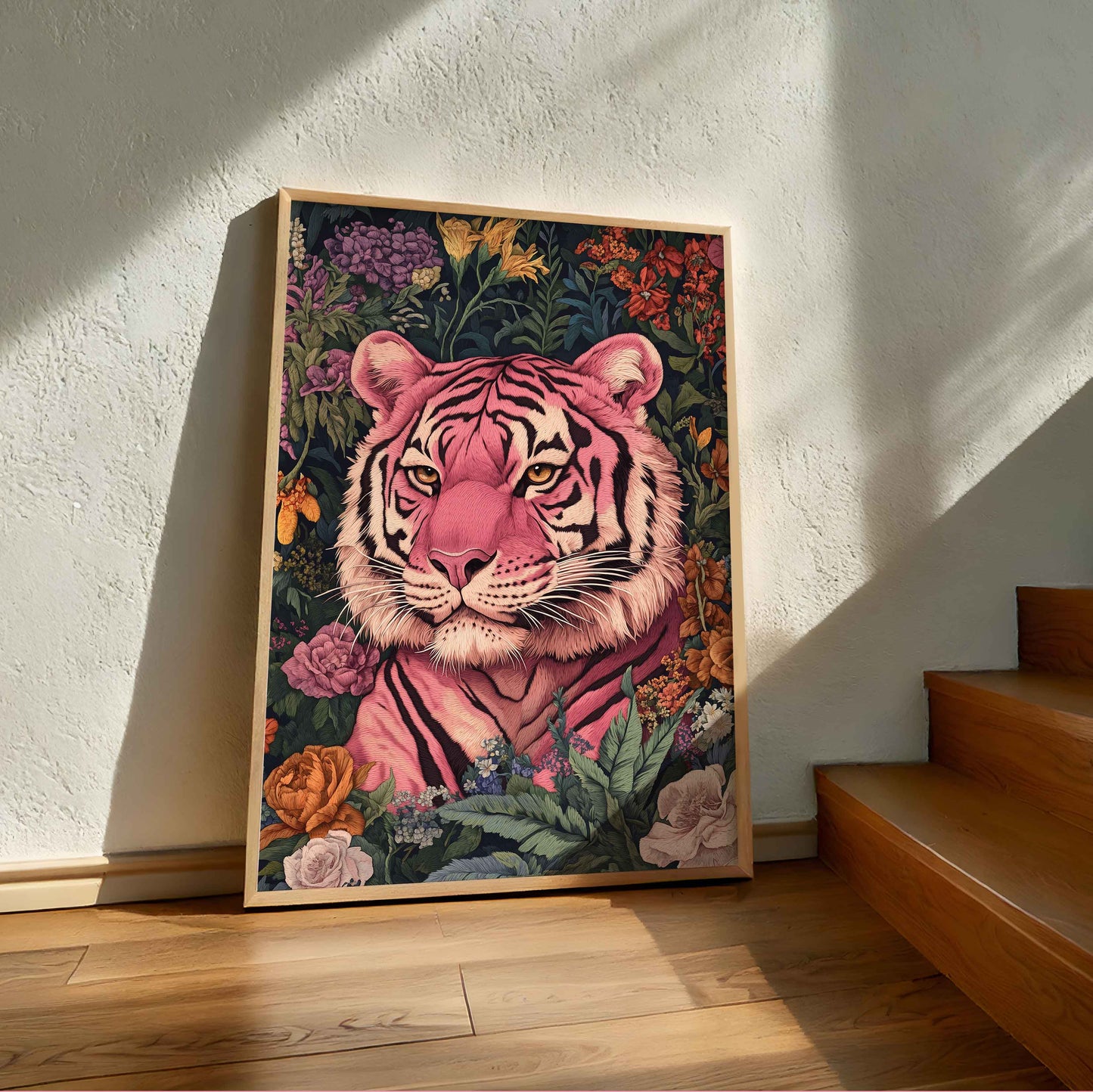 Illustration artistique tigre rose et jungle florale pour décoration intérieure tendance