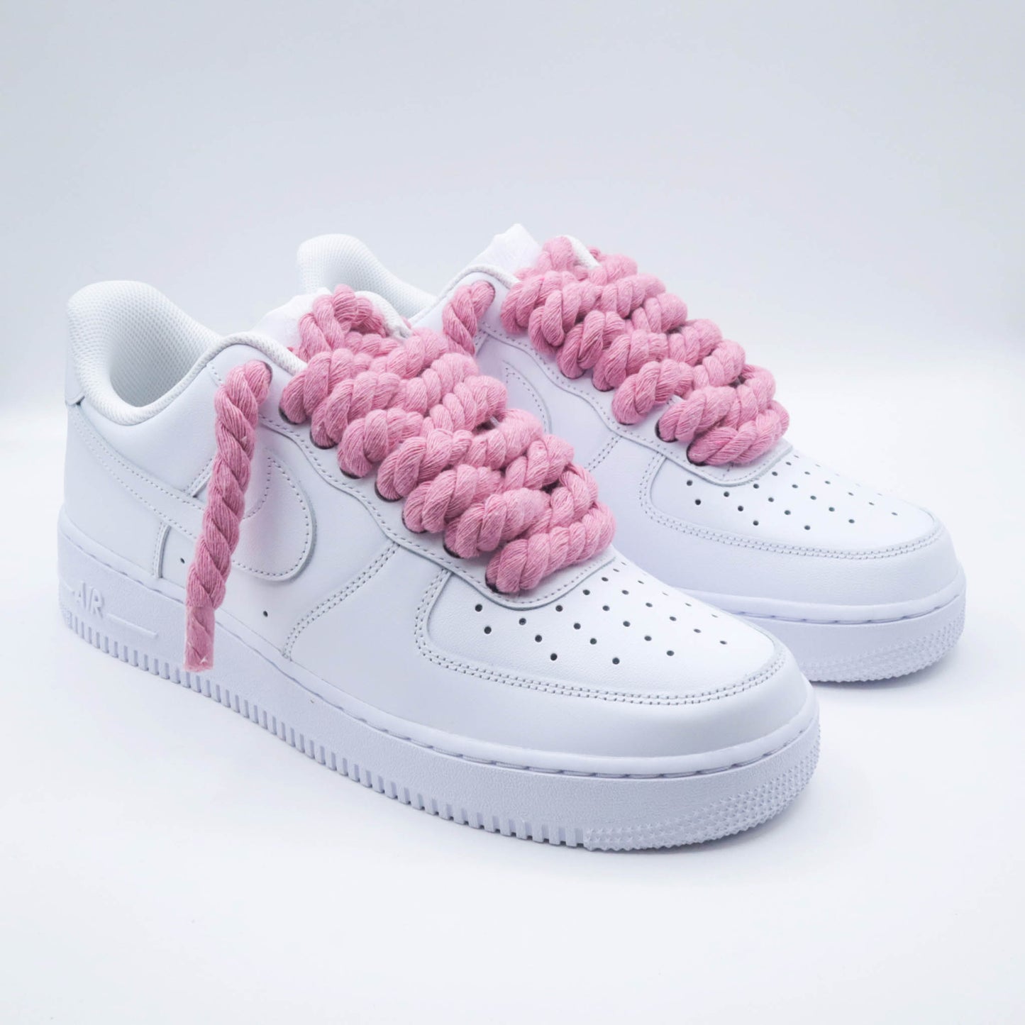 nike air force 1 custom avec gros lacets en corde rose sneakers personnalisées pour homme af1 rope laces pink