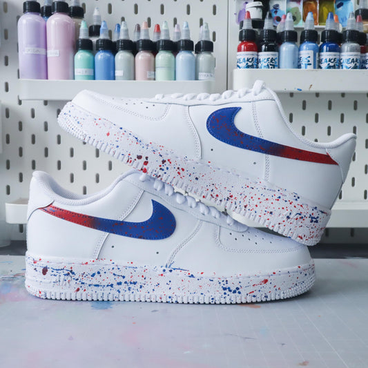 nike air force 1 custom splash rouge et bleu nike custom pour homme sneakers personnalisé af1 custom tâches de peintures nike custom psg 