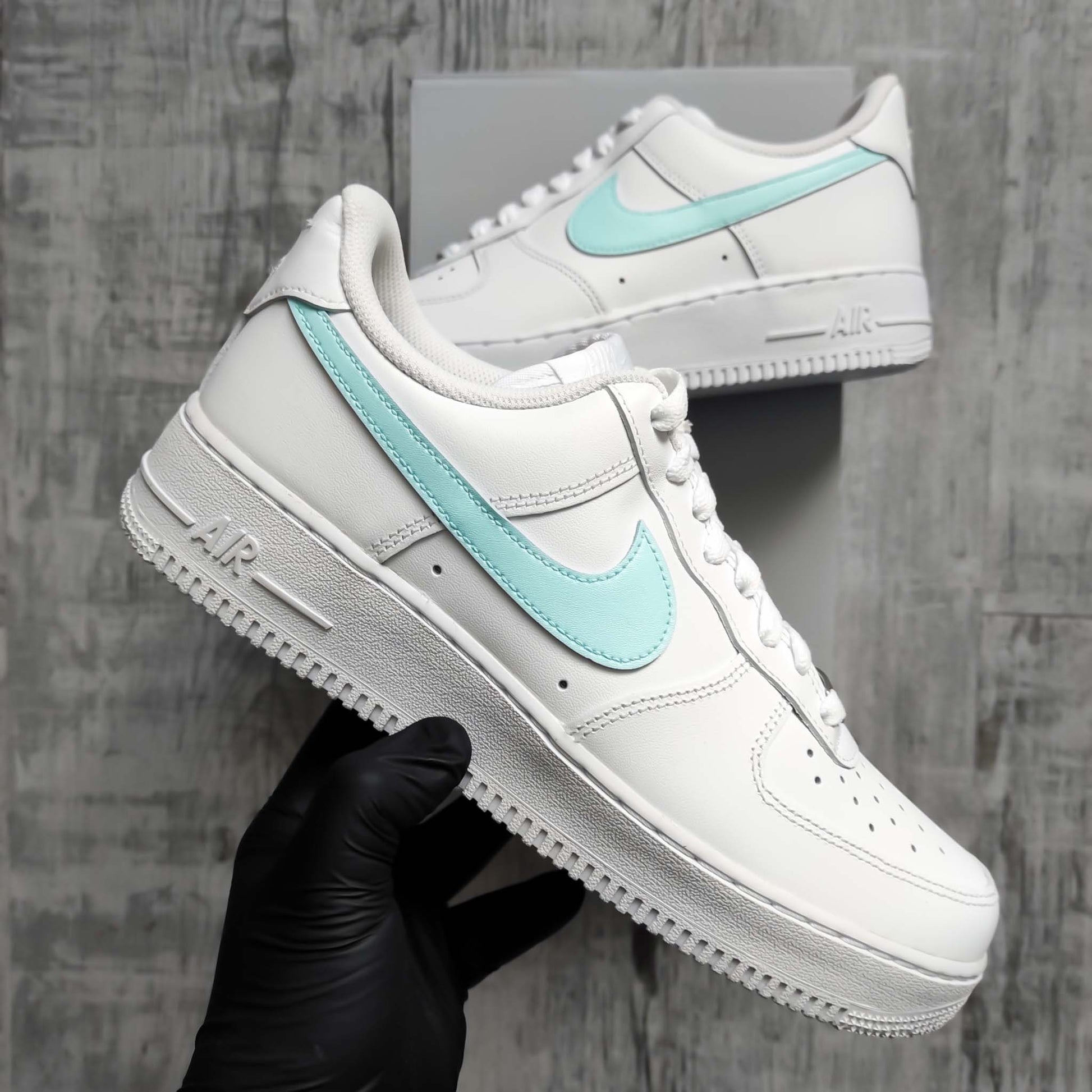 nike air force 1 custom turquoise sneakers custom pour femme baskets personnalisées unisexe nike pastel 