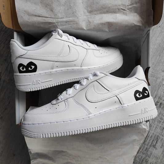 nike air force 1 custom CDG coeur noir sneakers custom comme des garçons unisexe baskets custom 