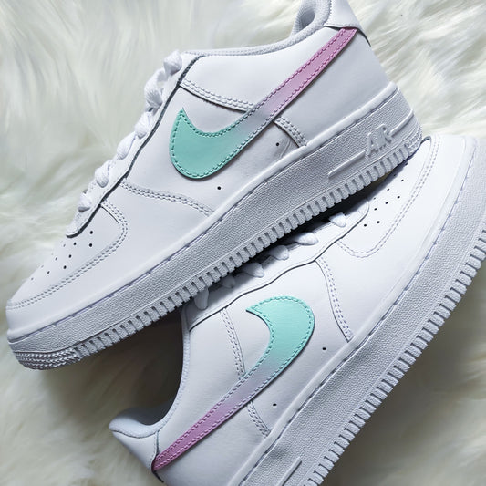 Nike Air Force 1 Custom Swoosh Dégradé Pastel Baby Pink et Vert pour Femmes et Enfants