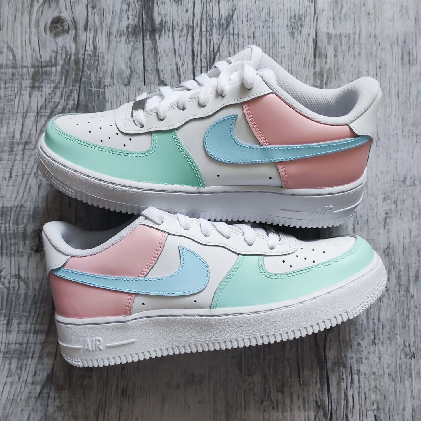 nike air force one custom pastel pour femme sneakers personnalisables rose nike turquoise et vert pastel af1 custom 