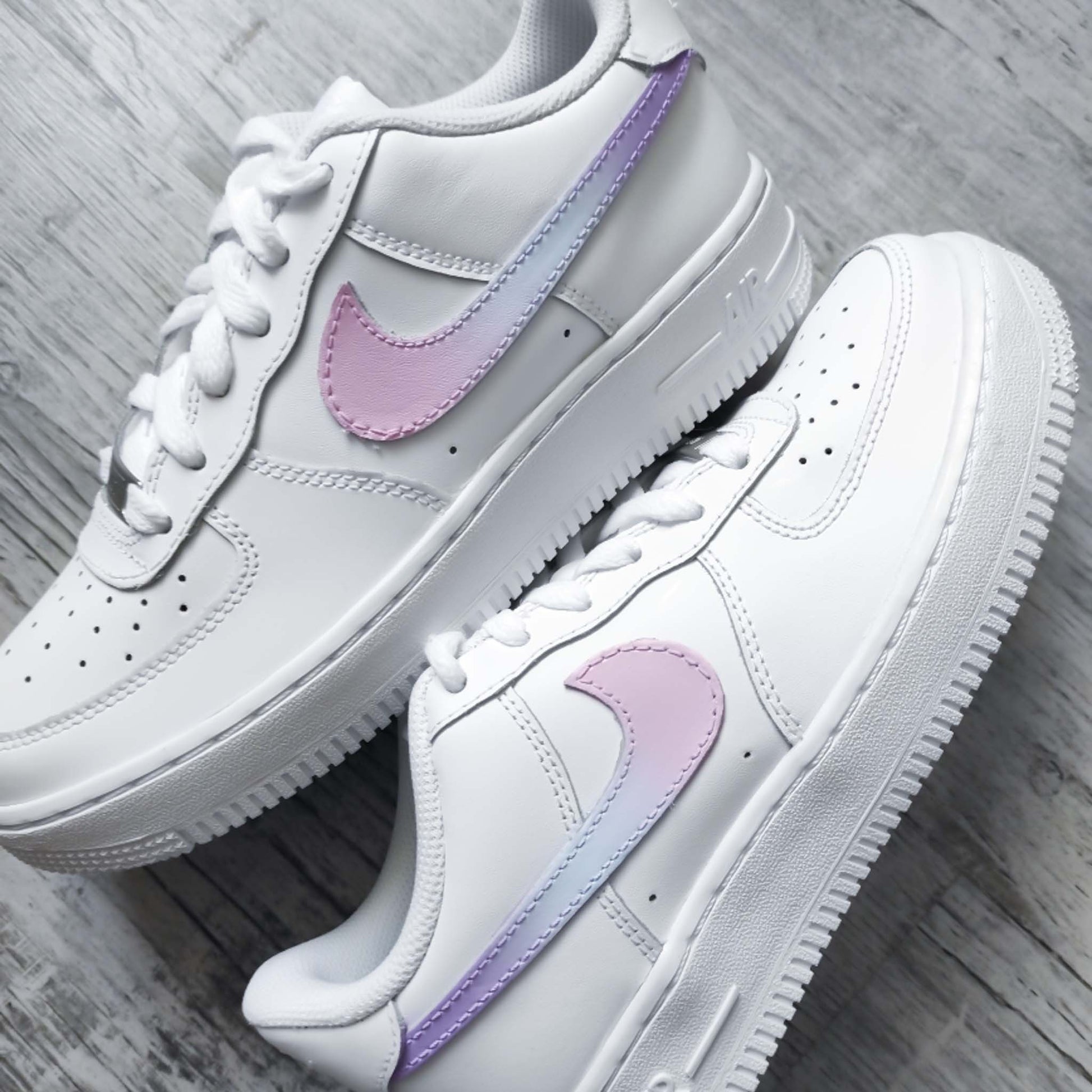 nike air force 1 custom dégradé pastel nike femme rose af1 turquoise baskets custom pour femme nike violette lila