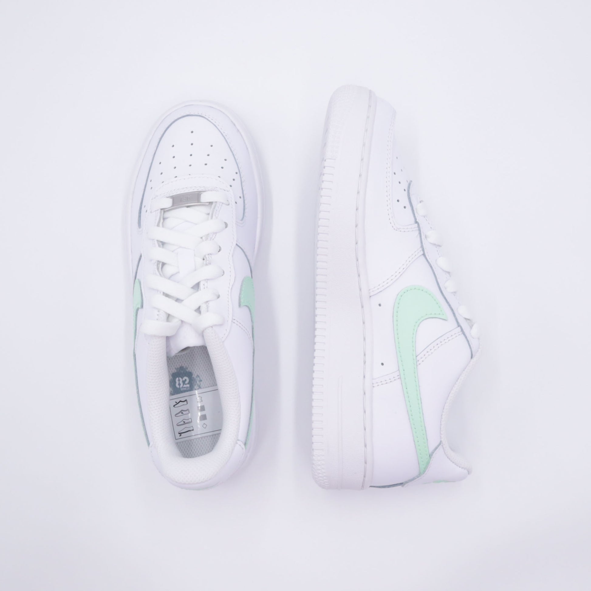 air force 1 menthe pastel, nike air force 1 custom mint green, af1 pastel custom, custom air force vert doux, sneakers pastel été, air force mint swoosh, nike af1 custom légère, swoosh pastel air force, custom mint green nike, air force 1 vert menthe