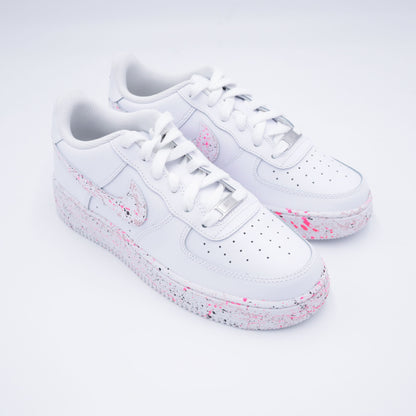Nike Air Force 1 custom paint splash rose et noir peinte à la main