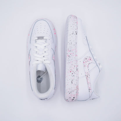 Nike Air Force 1 custom paint splash rose et noir peinte à la main