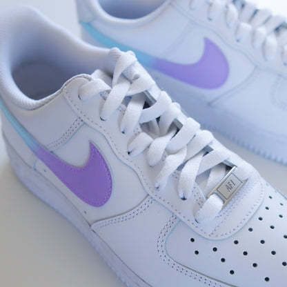 nike air force 1 custom pastel af1 dégradé lila et bleu clair nike turquoise baskets custom femme