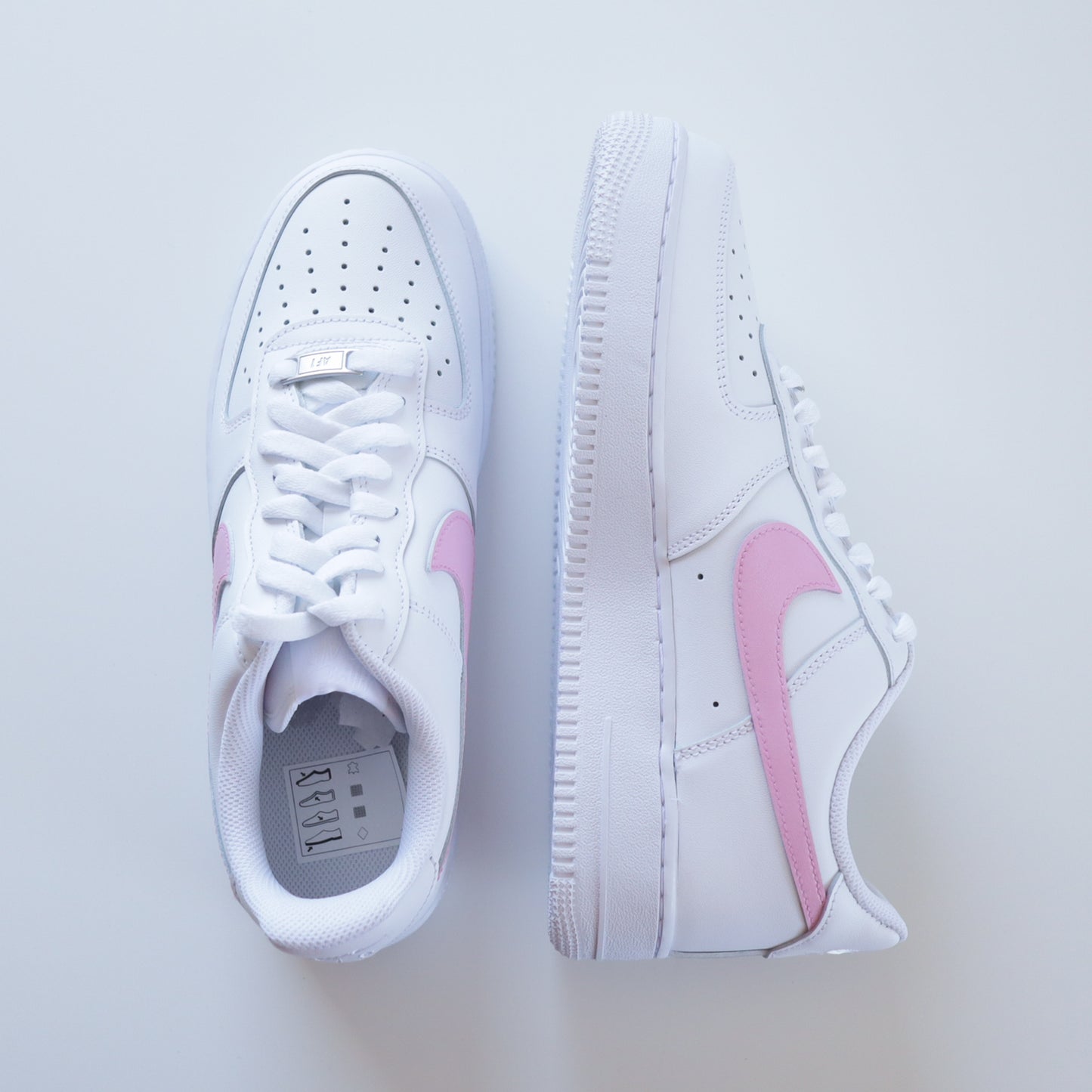 nike air force 1 rose pastel baskets custom barbie pour femme et enfants sneakers personnalisées