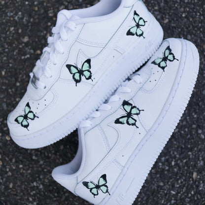 nike air force 1 custom papillons pastel sneakers custom vert pour femme baskets custom menthe af1 personnalisable dessin 