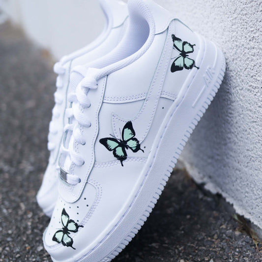 nike air force 1 custom papillons pastel sneakers custom vert pour femme baskets custom menthe af1 personnalisable dessin 