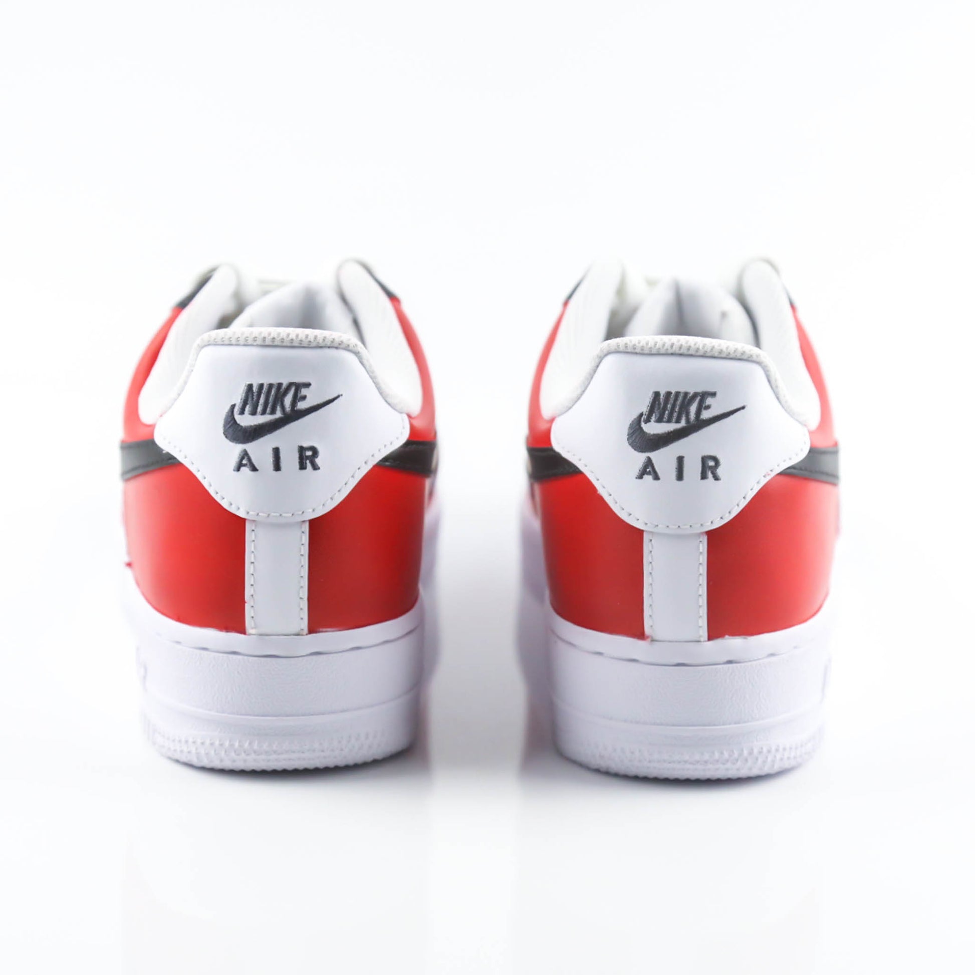 nike air force 1 custom chicago bulls baskets personnalisées rouge et noir sneakers custom af1 nba pour homme jordan pippen rodman