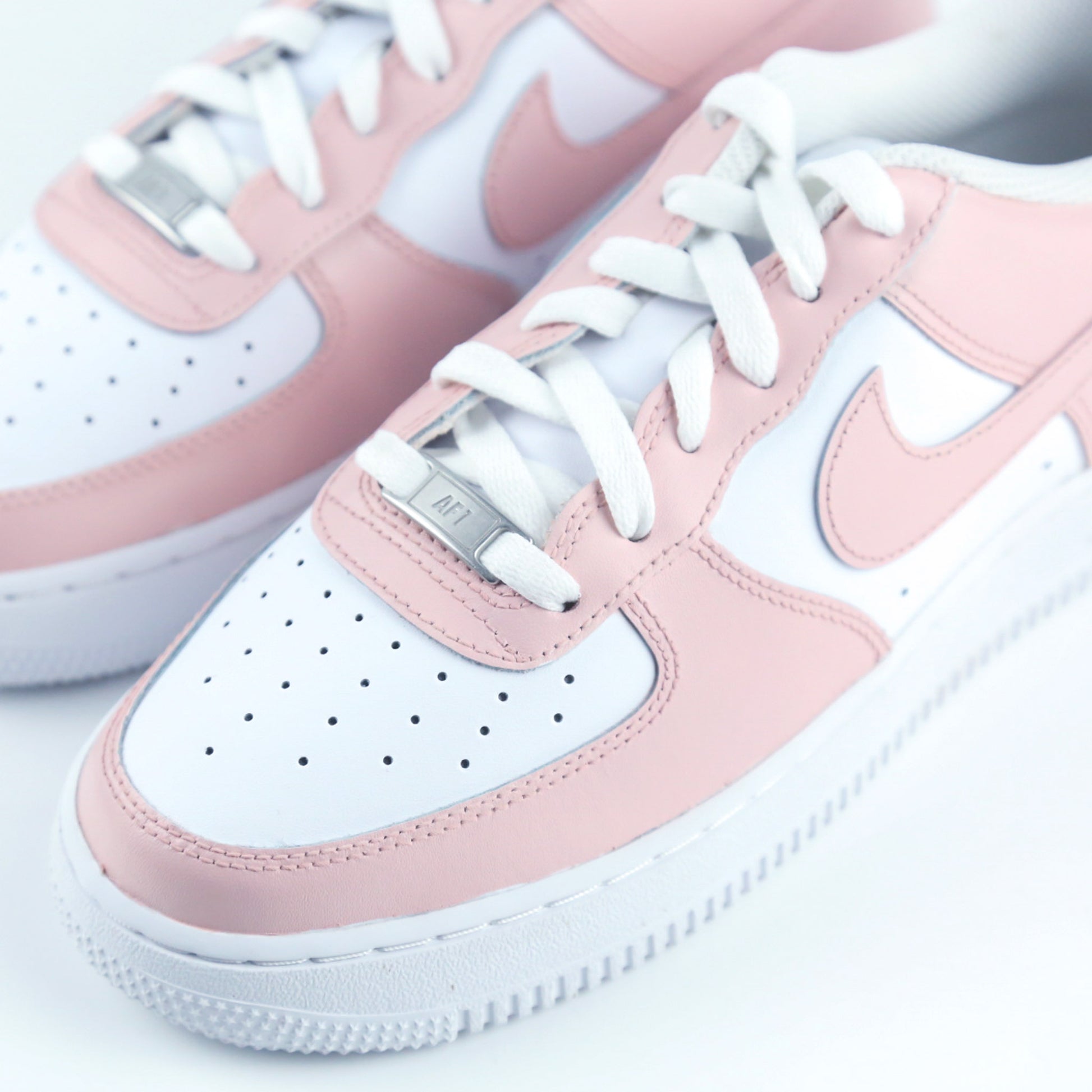 nike air force 1 custom rose pastel pour femme sneakers custom af1 personnalisable 