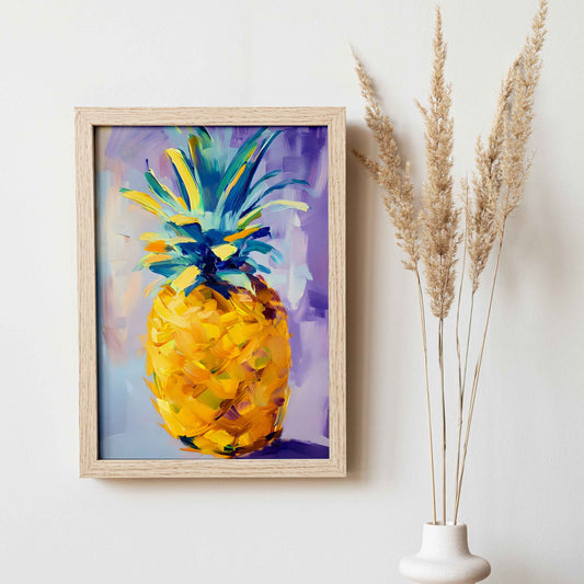 Affiche bohème scandinave représentant un ananas jaune vif peint dans un style peinture à l’huile aquarelle, décoration murale tropicale et moderne.
