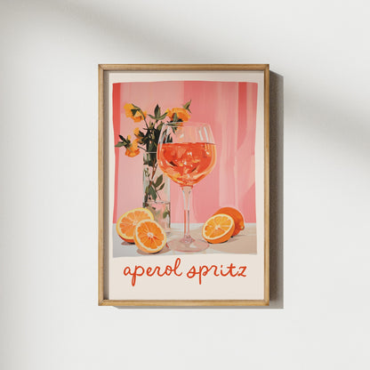 Affiche décorative Aperol Spritz avec cocktail et oranges, style vintage et coloré, idéale pour la déco cuisine, bar ou salon.