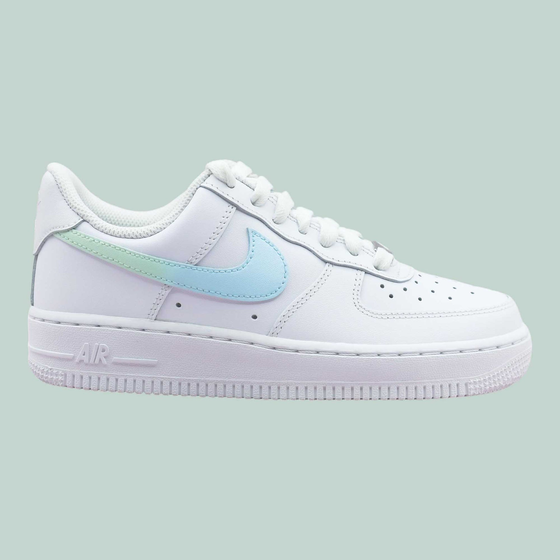 nike air force 1 custom pastel turquoise et menthe baskets personnalisées pour femme af1 bleu clair